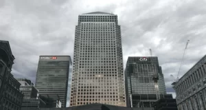 best books on how banks work